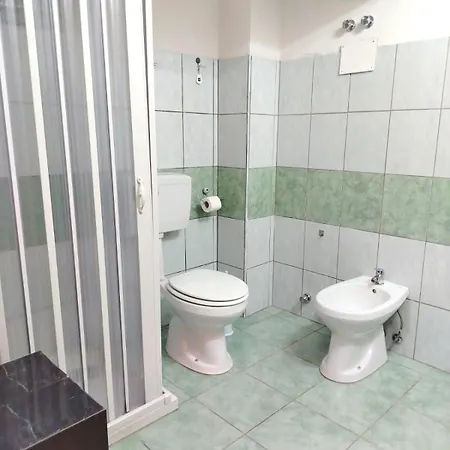 - Copenaghen House - Zona Ospedale Pensión
